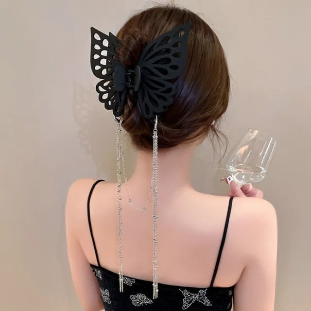 Garra de cabelo com a Garra Butterfly Tassel